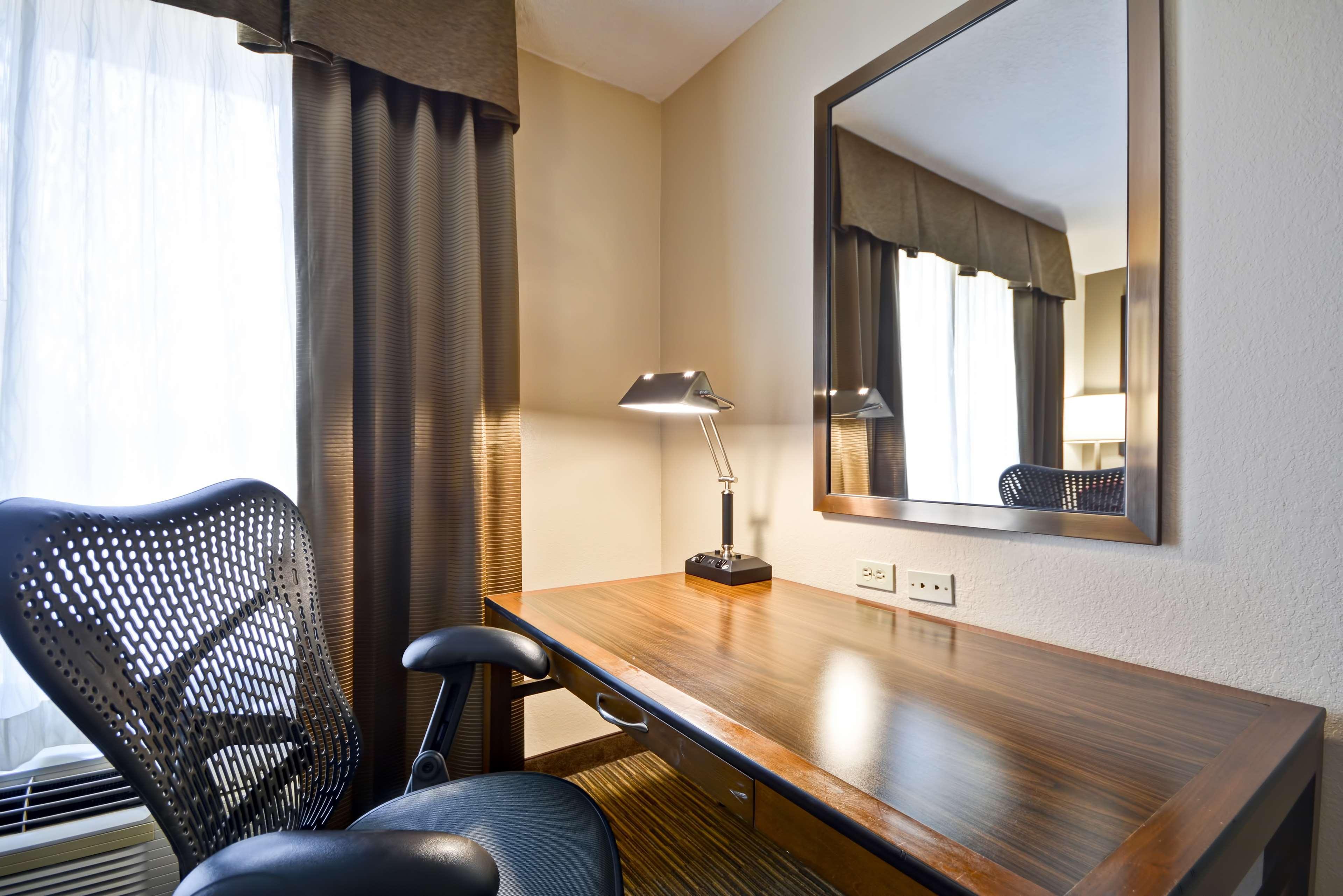 Hilton Garden Inn Sarasota-Bradenton Airport Bagian luar foto