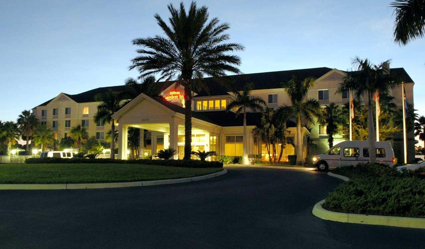 Hilton Garden Inn Sarasota-Bradenton Airport Bagian luar foto